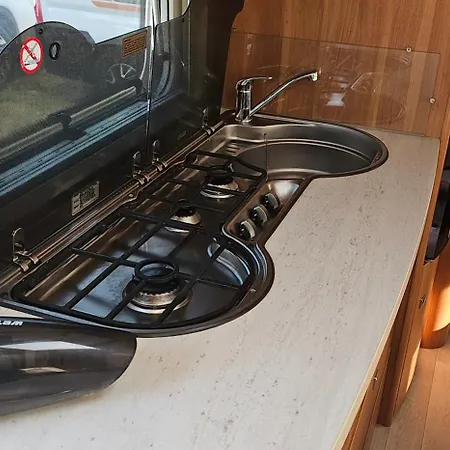 Peter's Wohnwagen Mit Festen Standort *
